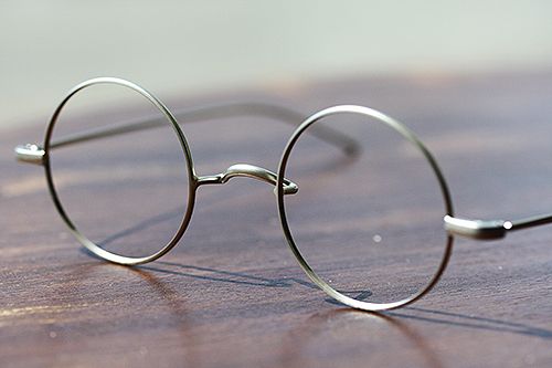 一山眼鏡 ニュース ブログ めがねの荒木 横須賀 逗子 葉山 久里浜のメガネ 眼鏡 補聴器 サングラス コンタクト